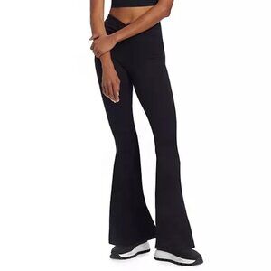 NWT Year of Ours Veronica Flare Legging S Black